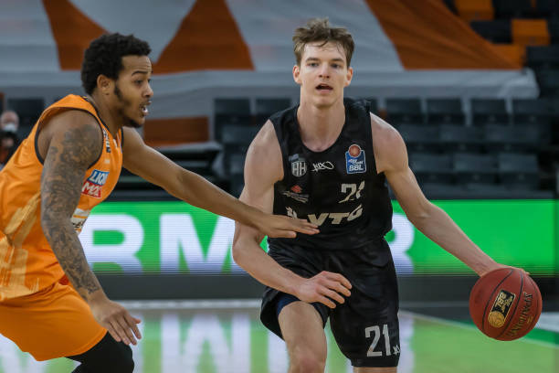 及无数的志 及无数的志