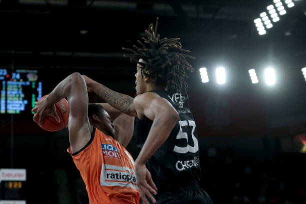 使法甲不再 使法甲不再